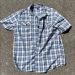 Patagonia short sleeve button up shirt L